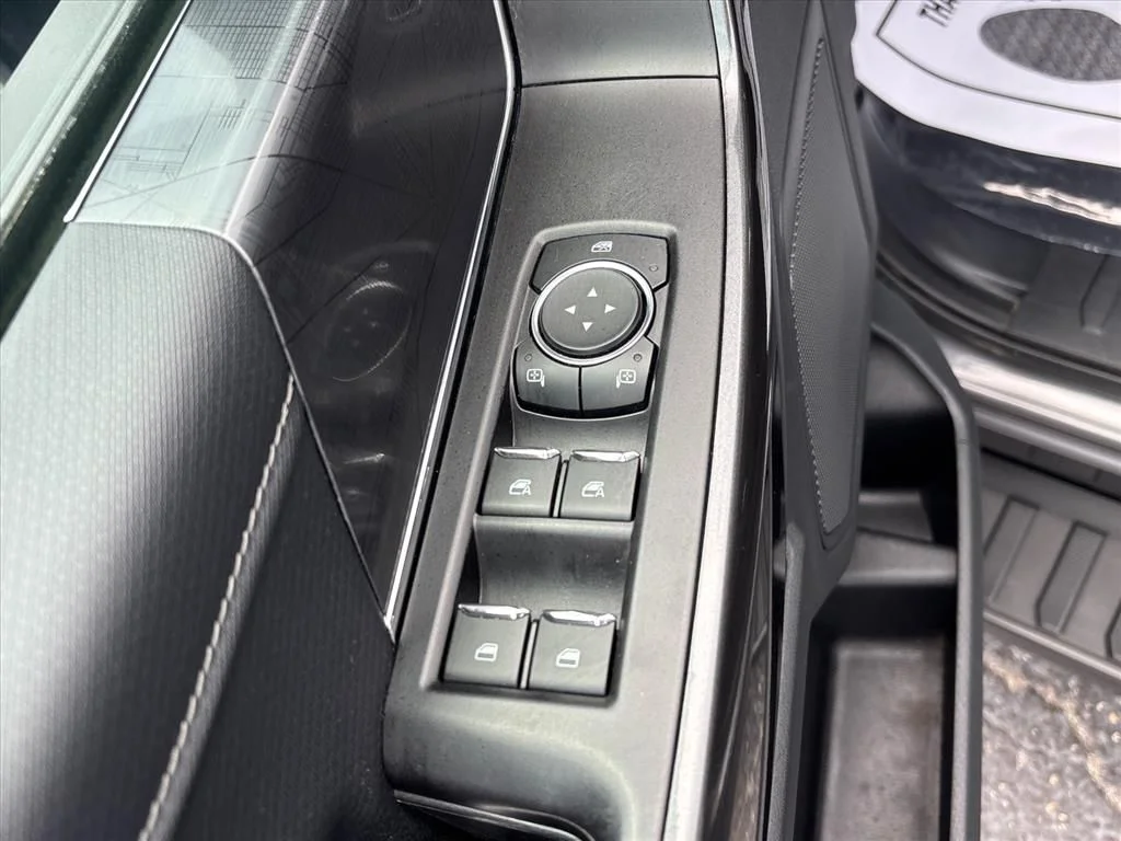Used 2021 Gray Ford XLT image 26