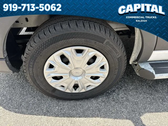 Used 2025 White Ford Base image 15