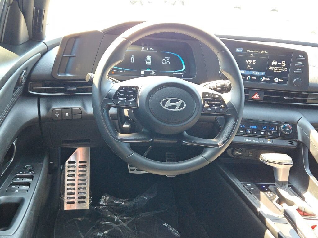 Certified Used 2025 Intense Blue Hyundai SEL Sport image 12