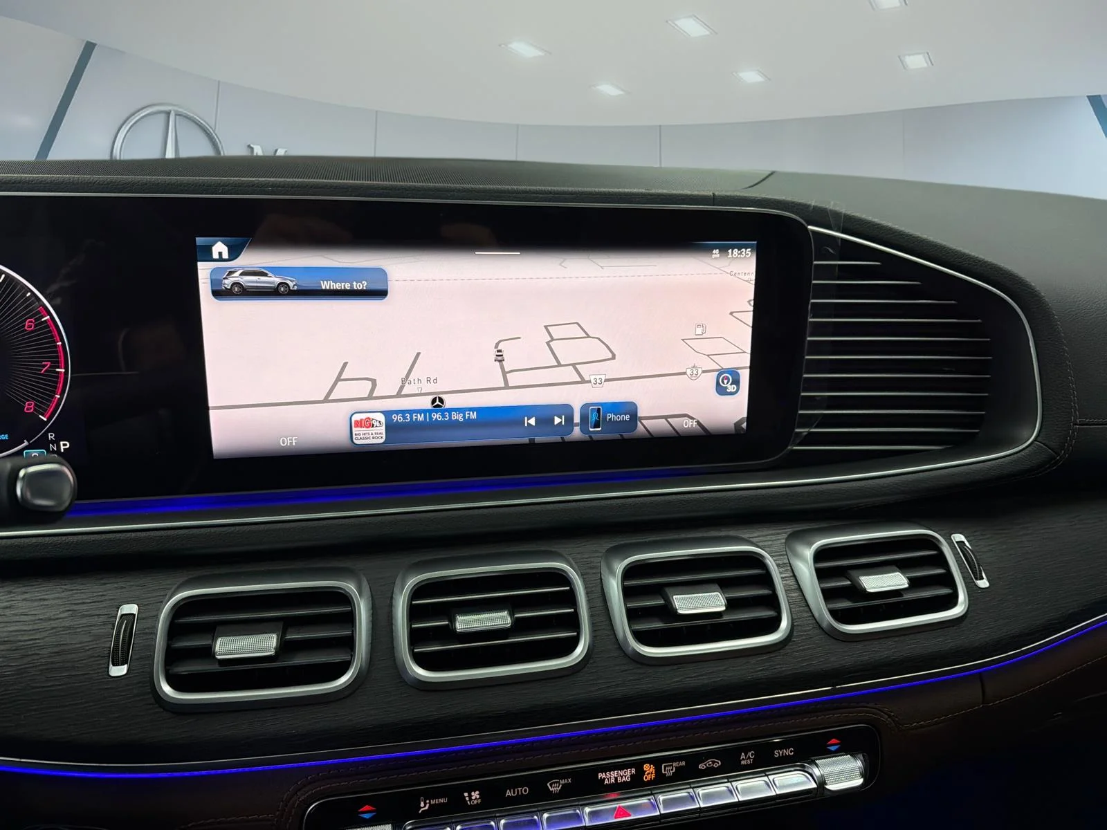 New 2026 Silver Mercedes-Benz GLE 450 4MATIC SUV image 24
