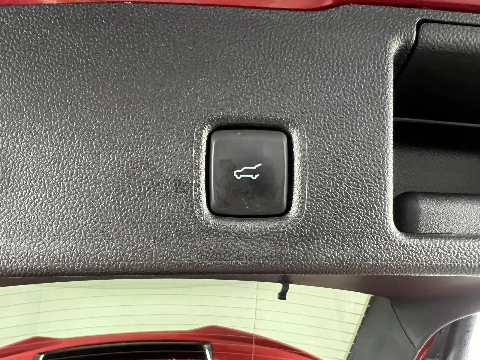 Used 2024 Rapid Red Metallic Tinted Clearcoat Ford ST-Line image 23