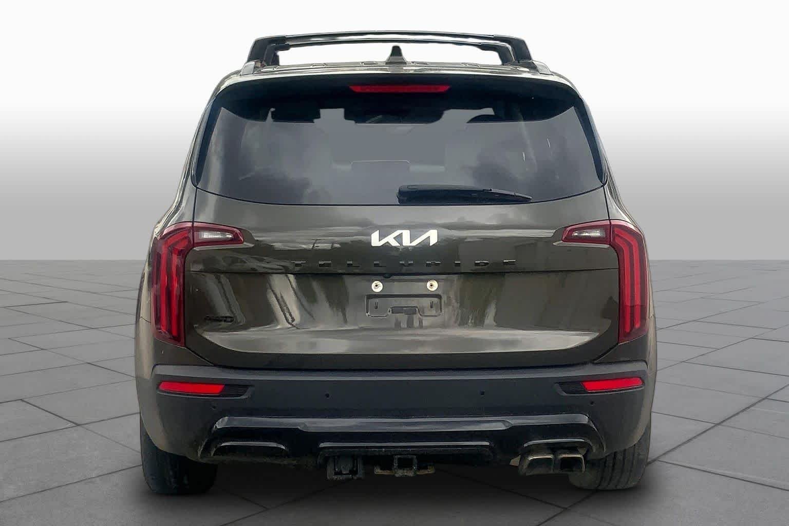 Used 2022 Dark Moss Kia SX image 5