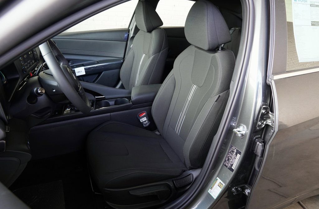 New 2026 Amazon Gray Hyundai SEL Sport Premium image 28