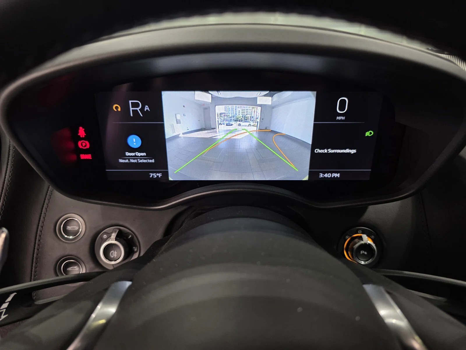 Used 2022 Flux Green McLaren  image 13