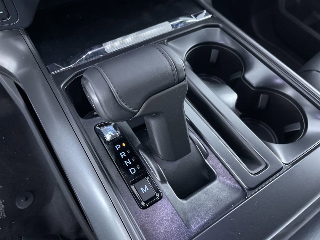 New 2026 Avalanche Ford Lariat image 22