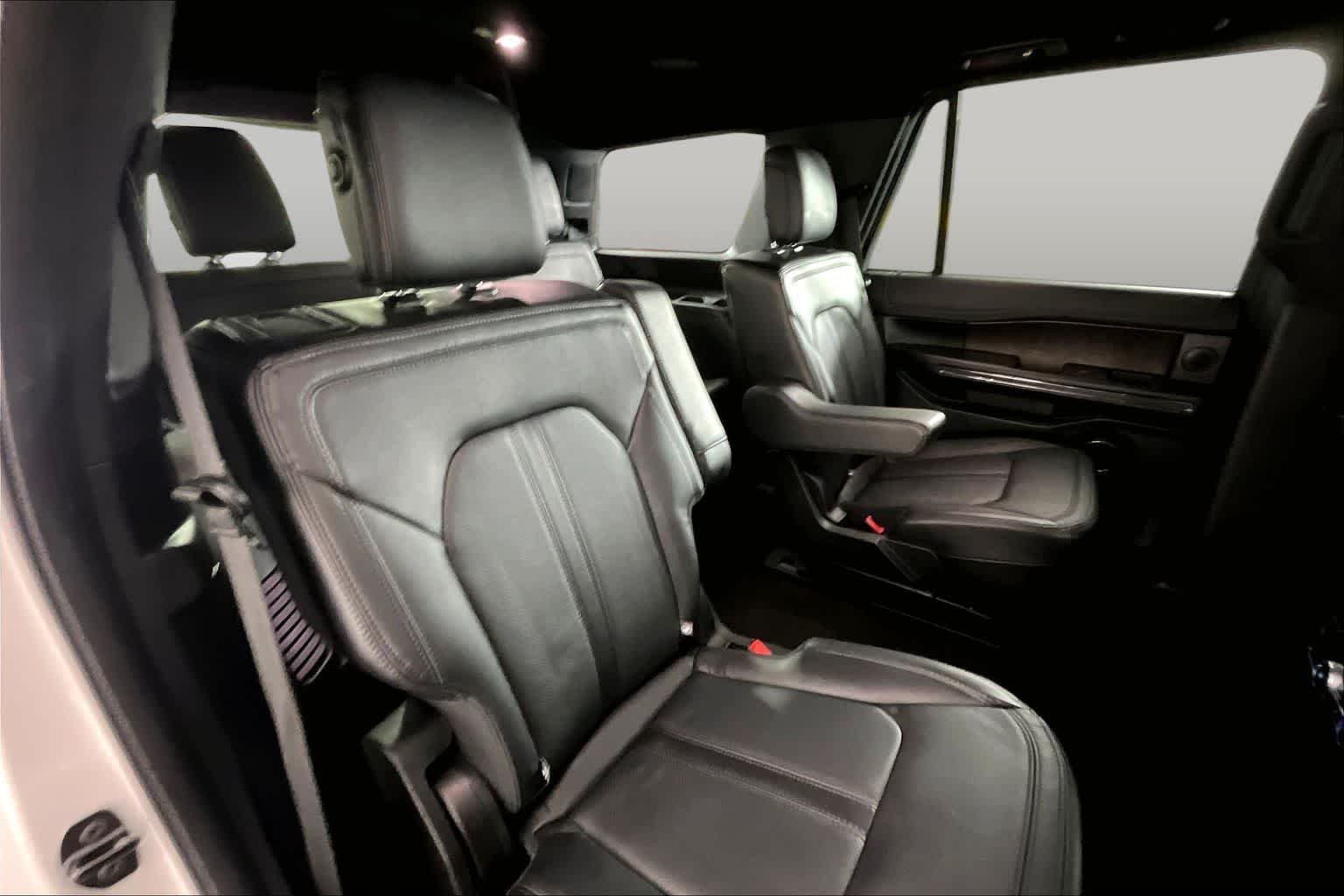 Used 2020 Star White Metallic Tri-Coat Ford Limited image 20