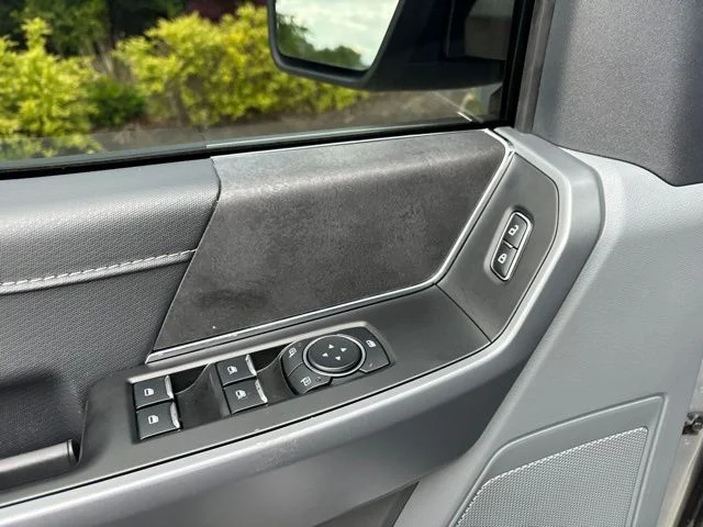 Certified Used 2025 Iconic Silver Metallic Ford XLT image 17