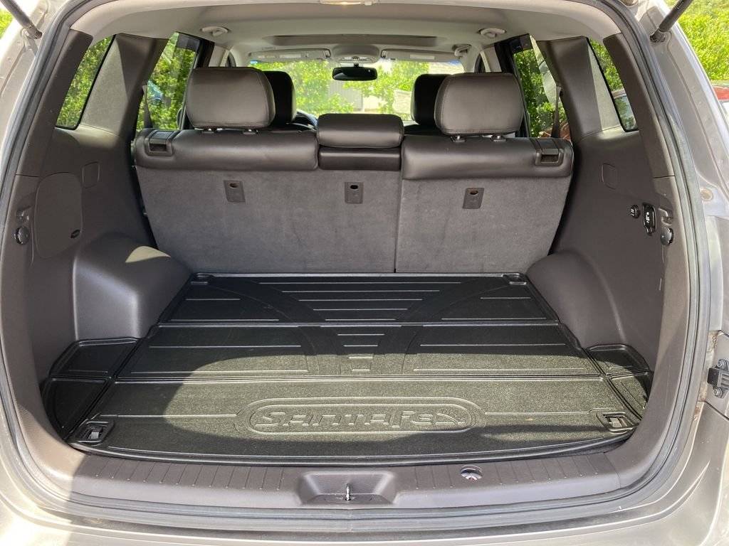 Used 2011 Gray Hyundai Limited image 28
