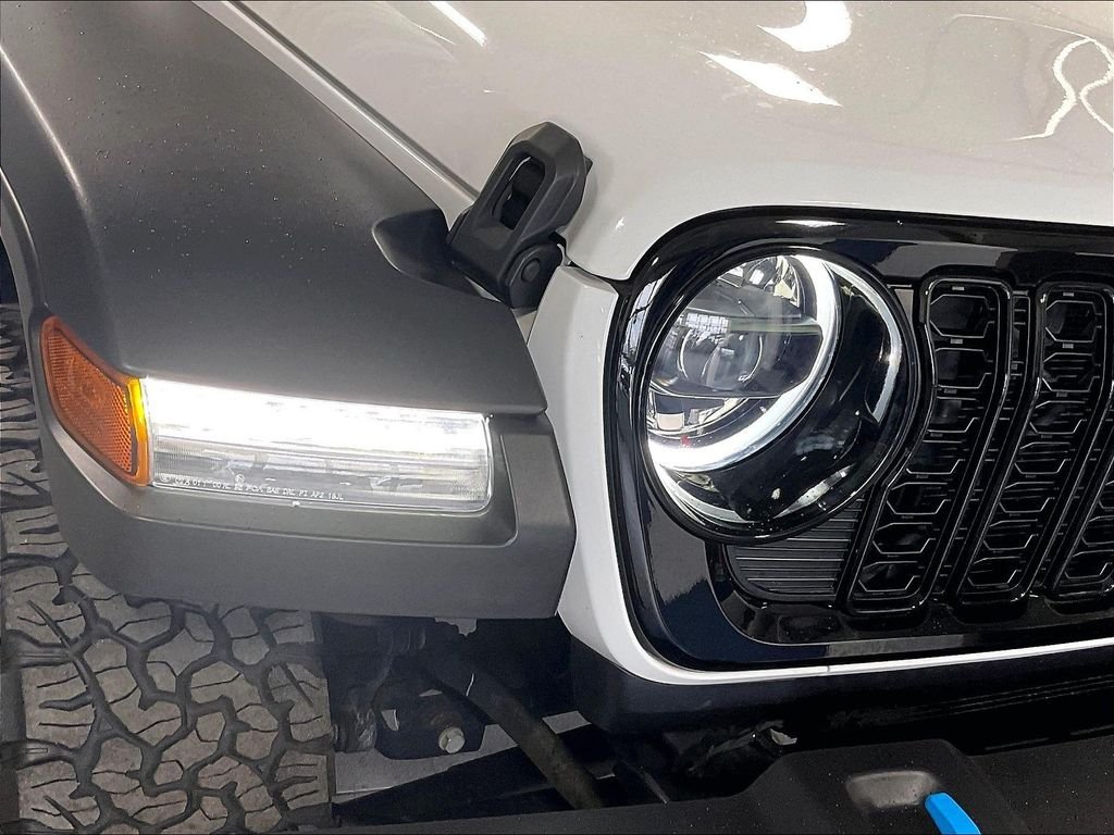 Used 2024 White Jeep Willys 4xe image 32