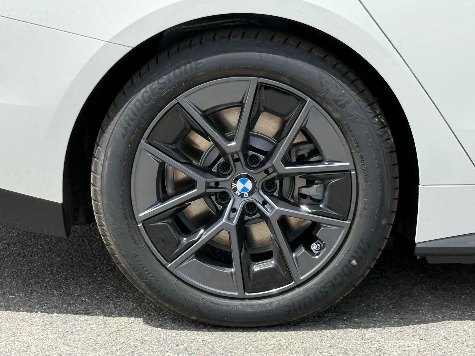2026 BMW i4 40 - Photo 18