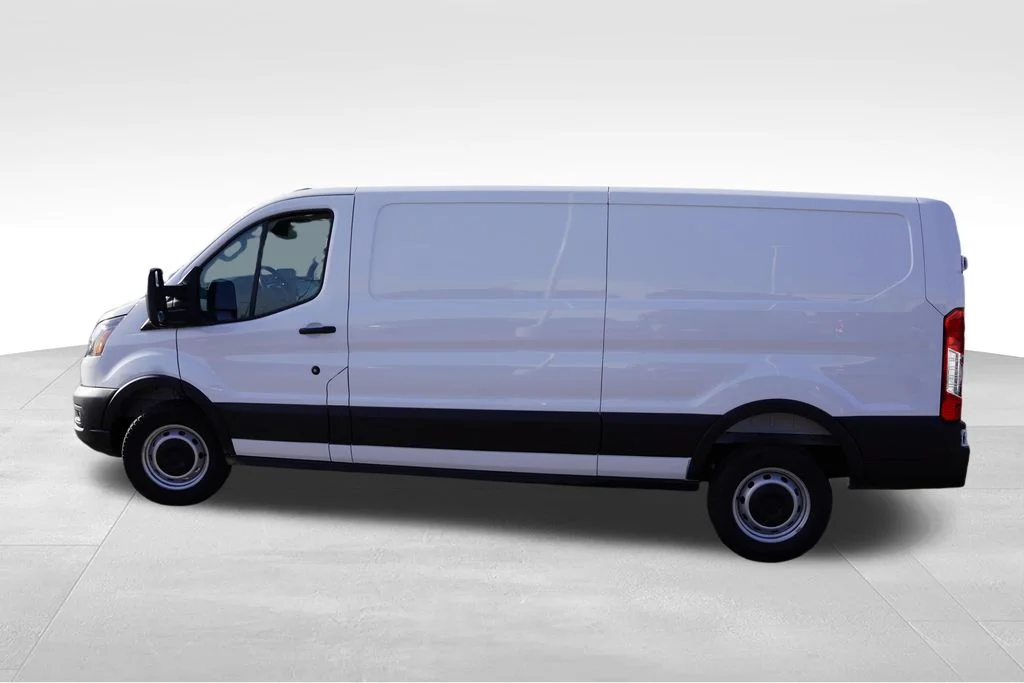 New 2026 Oxford White Ford Base image 8
