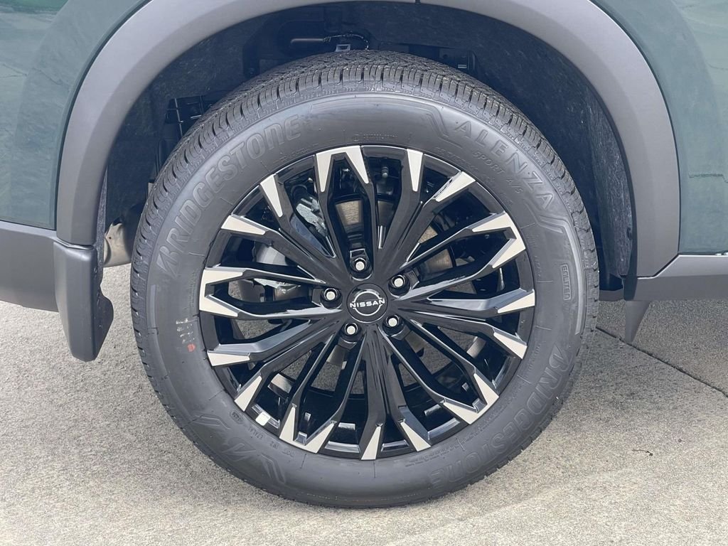 New 2026 Obsidian Green Pearl Nissan Dark Armor™ image 7