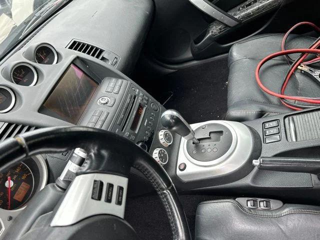 Used 2006 Red Nissan Touring image 13
