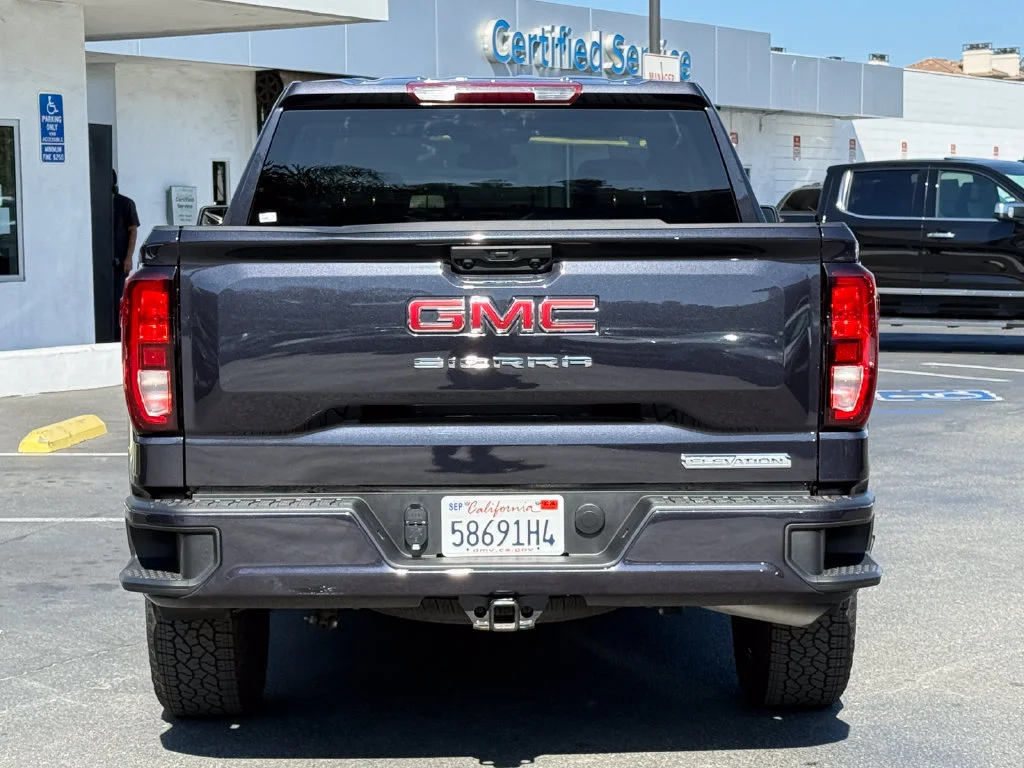Used 2026 Titanium Rush Metallic GMC Elevation image 8