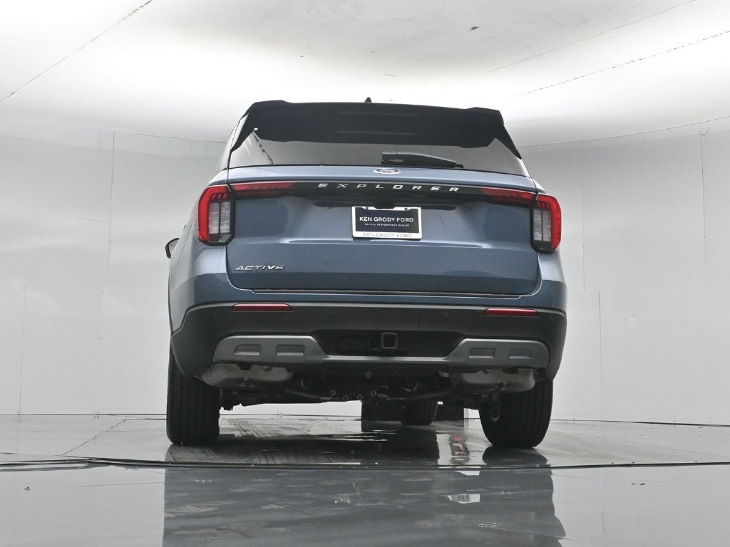 New 2026 Vapor Blue Metallic Ford Active image 46