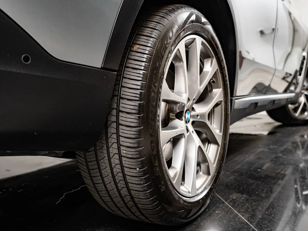 Used 2024 Skyscraper Grey Metallic BMW xDrive40i image 51