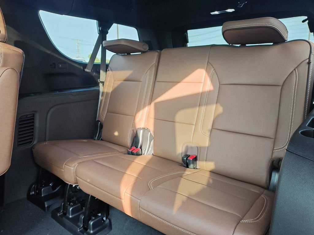 2026 Chevrolet Suburban High Country - Photo 26