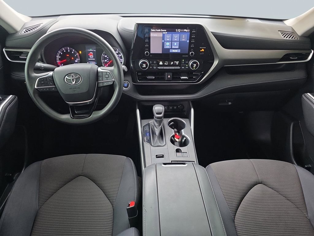 2020 Toyota Highlander L - Photo 13