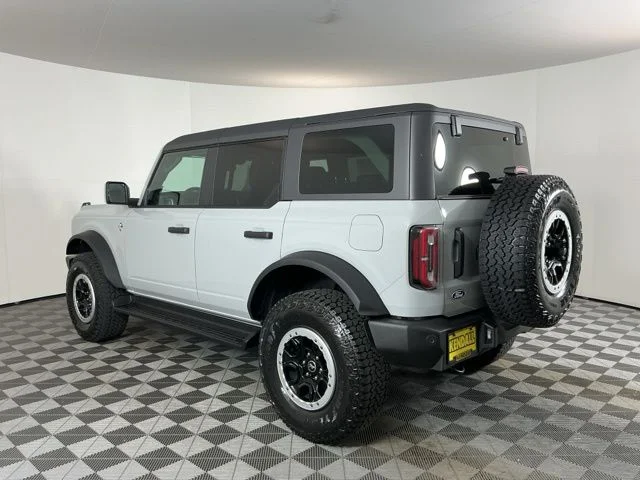 New 2026 Avalanche Gray Ford Outer Banks image 7