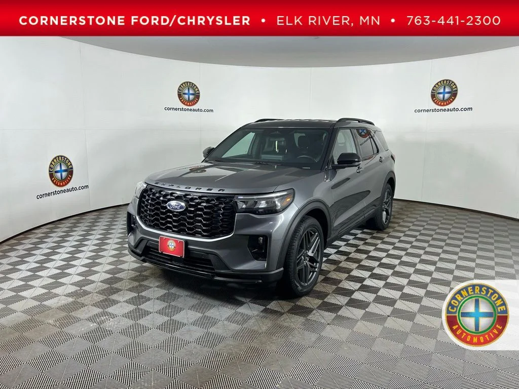 2025 Ford Explorer ST-LINE 4WD (PL535)'s photo