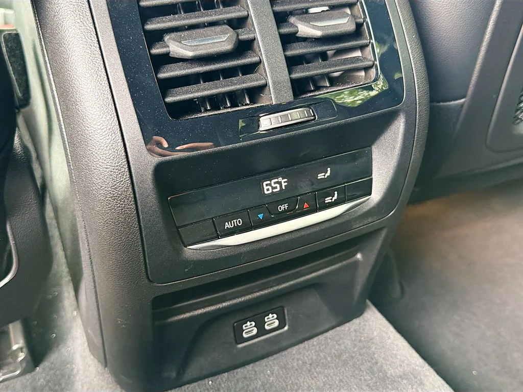 Used 2023 Jet Black BMW sDrive30i image 21
