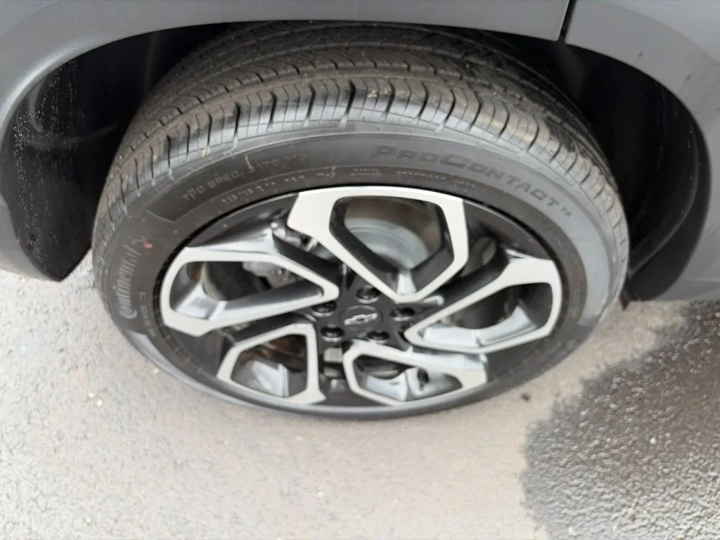 Certified Used 2025 Gray Chevrolet 2RS image 37