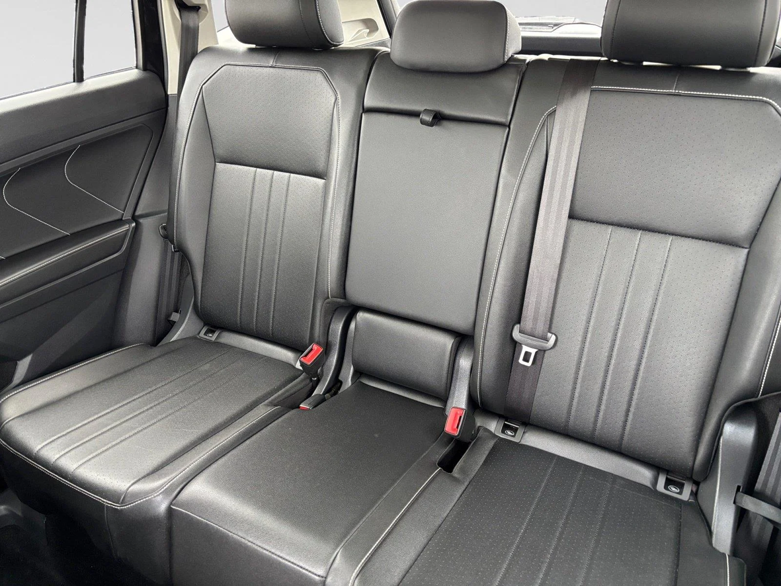 2023 Volkswagen Tiguan SE - Photo 13