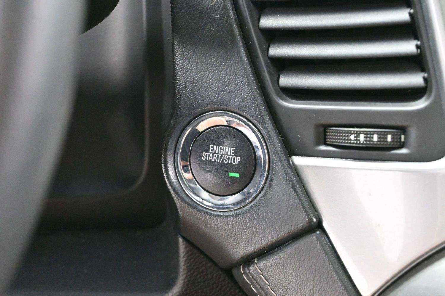 Used 2015 SUMMIT WHITE Chevrolet LTZ image 26