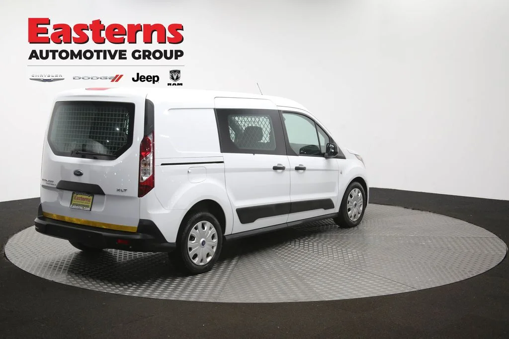 Used 2022 White Ford XLT image 40