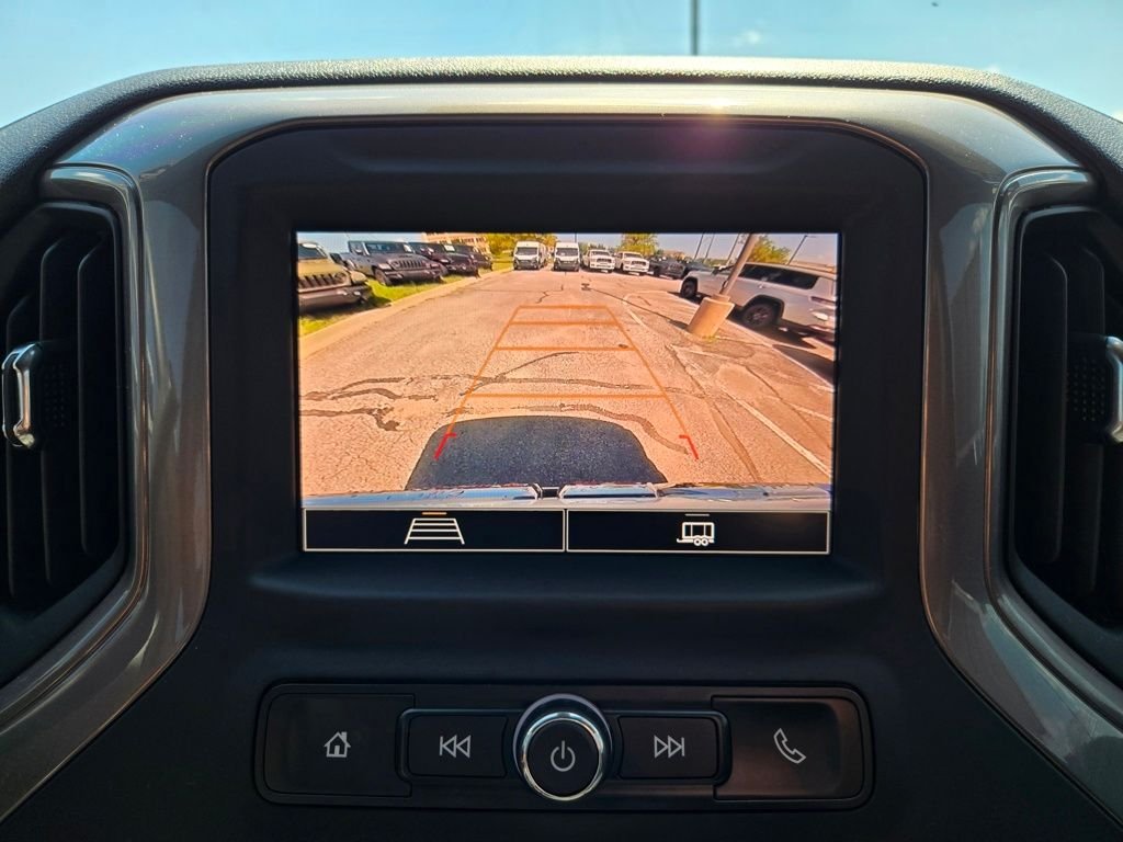 Used 2024 White GMC Pro image 20
