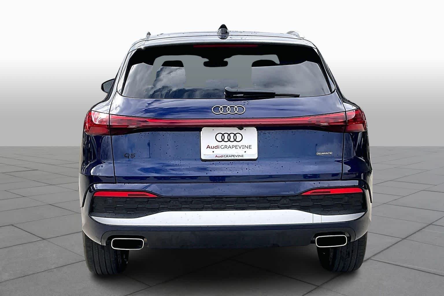 Used 2025 Navarra Blue Metallic Audi Premium image 5