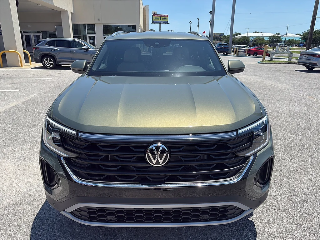 New 2026 Avocado Green Pearl Volkswagen 2.0T SE w/Technology FWD image 8
