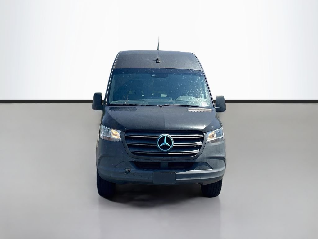 Used 2022  Mercedes-Benz Passenger 170 WB image 7