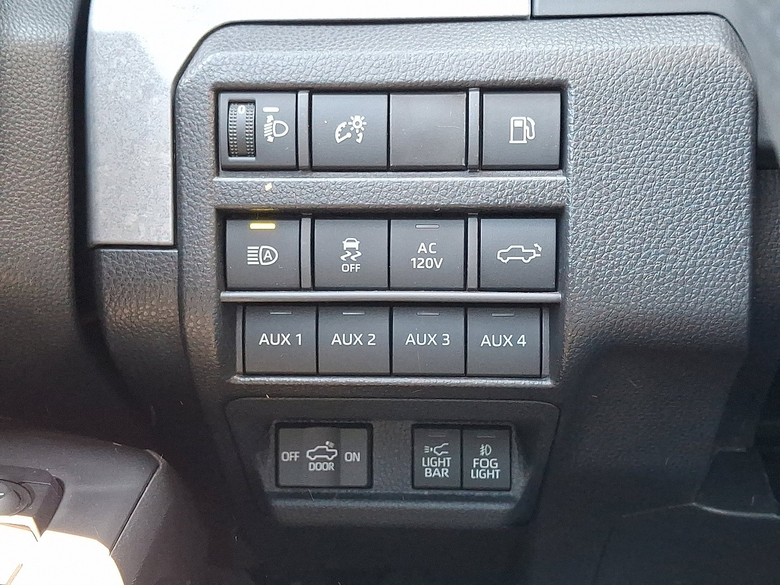 2025 Toyota Tacoma Trailhunter - Photo 27
