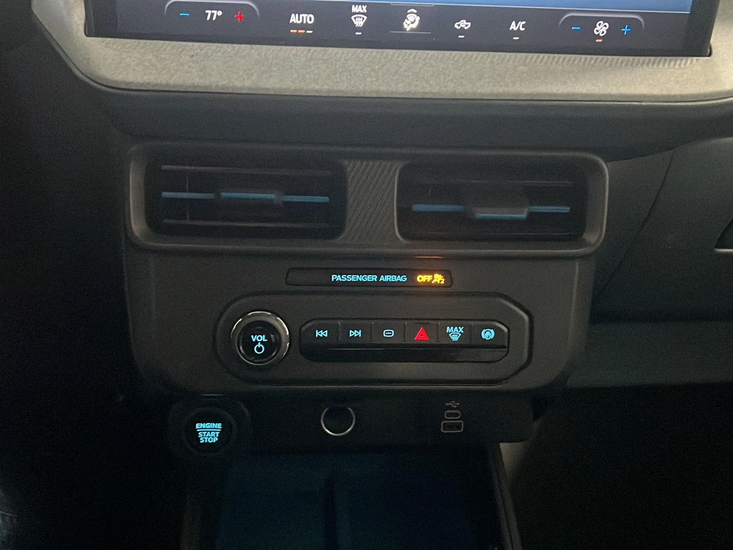 Used 2025 Eruption Green Ford XLT image 21