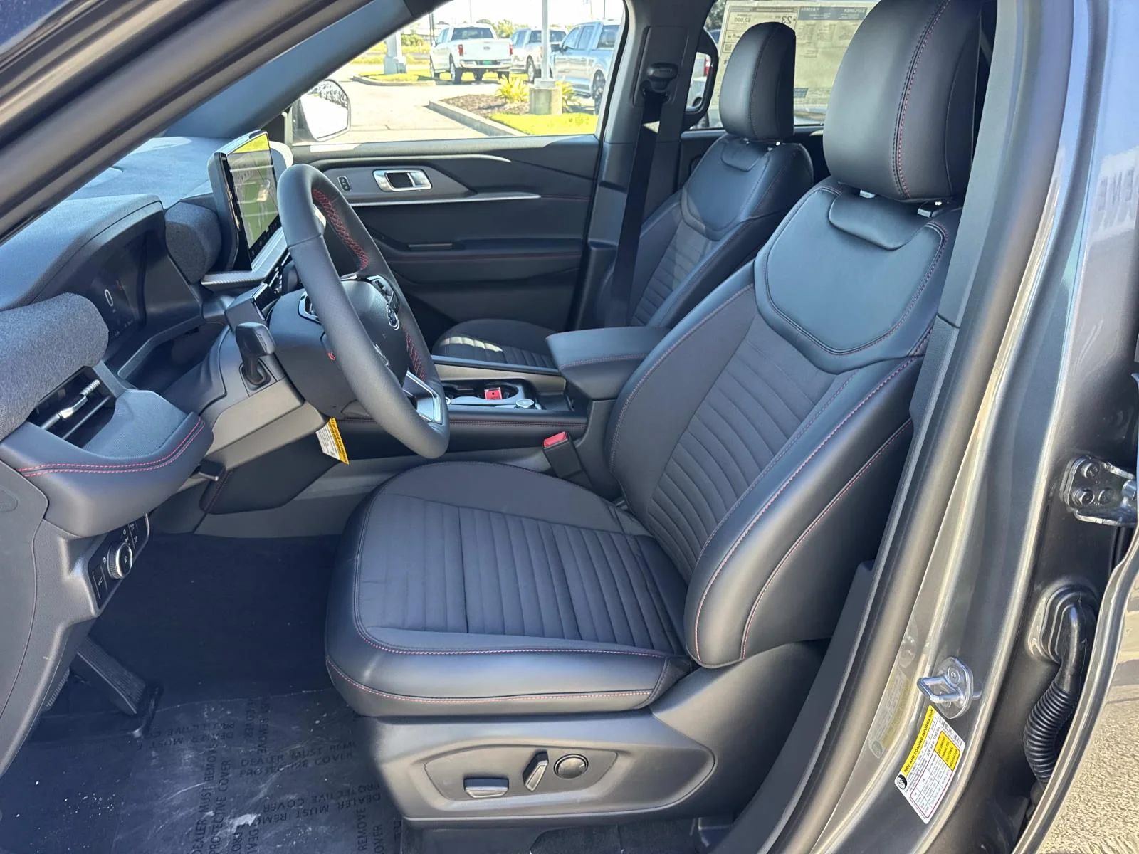 New 2027 Carbonized Gray Metallic Ford ST-Line image 8
