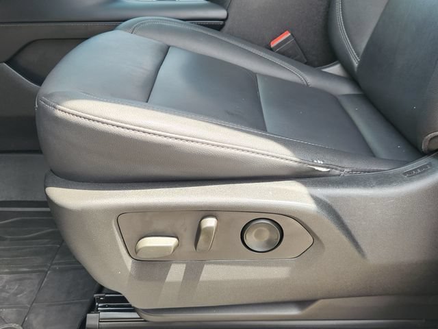 Used 2022 EVERGREEN GRAY METALLIC Chevrolet Z71 image 23
