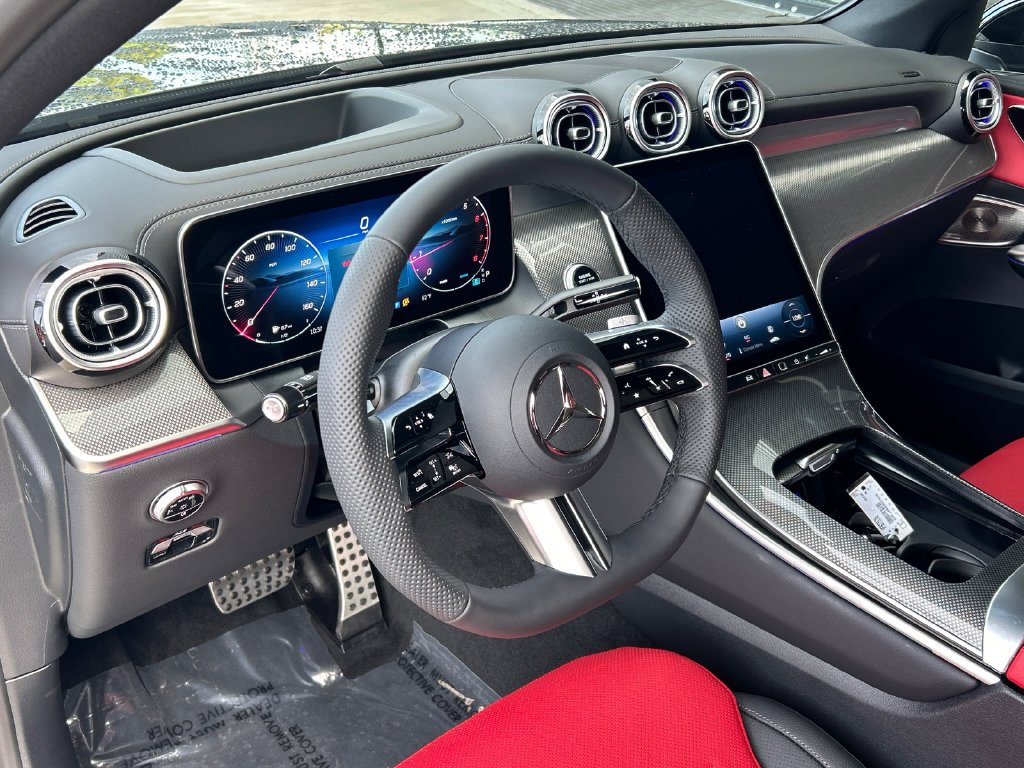 New 2027 Black Mercedes-Benz GLC 300 image 16