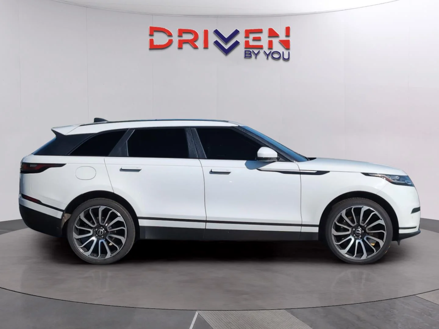 Used 2020 Fuji White Land Rover S image 6
