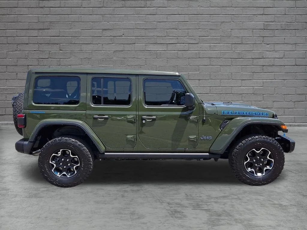 Used 2023 Sarge Green Clearcoat Jeep Rubicon image 13
