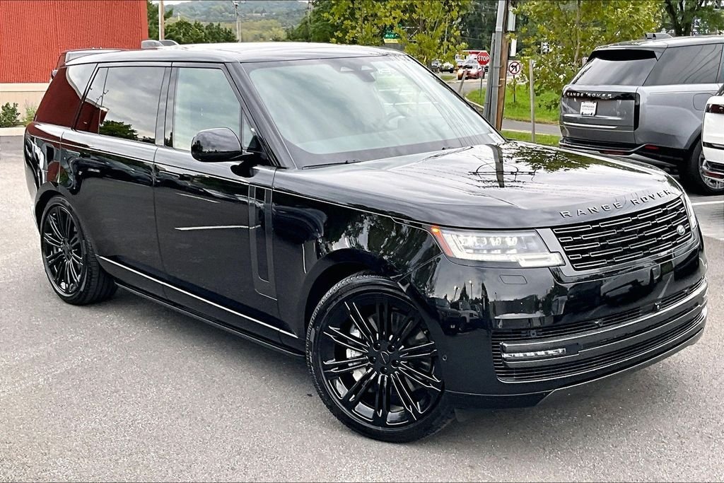 Used 2026 Black Land Rover SE image 11