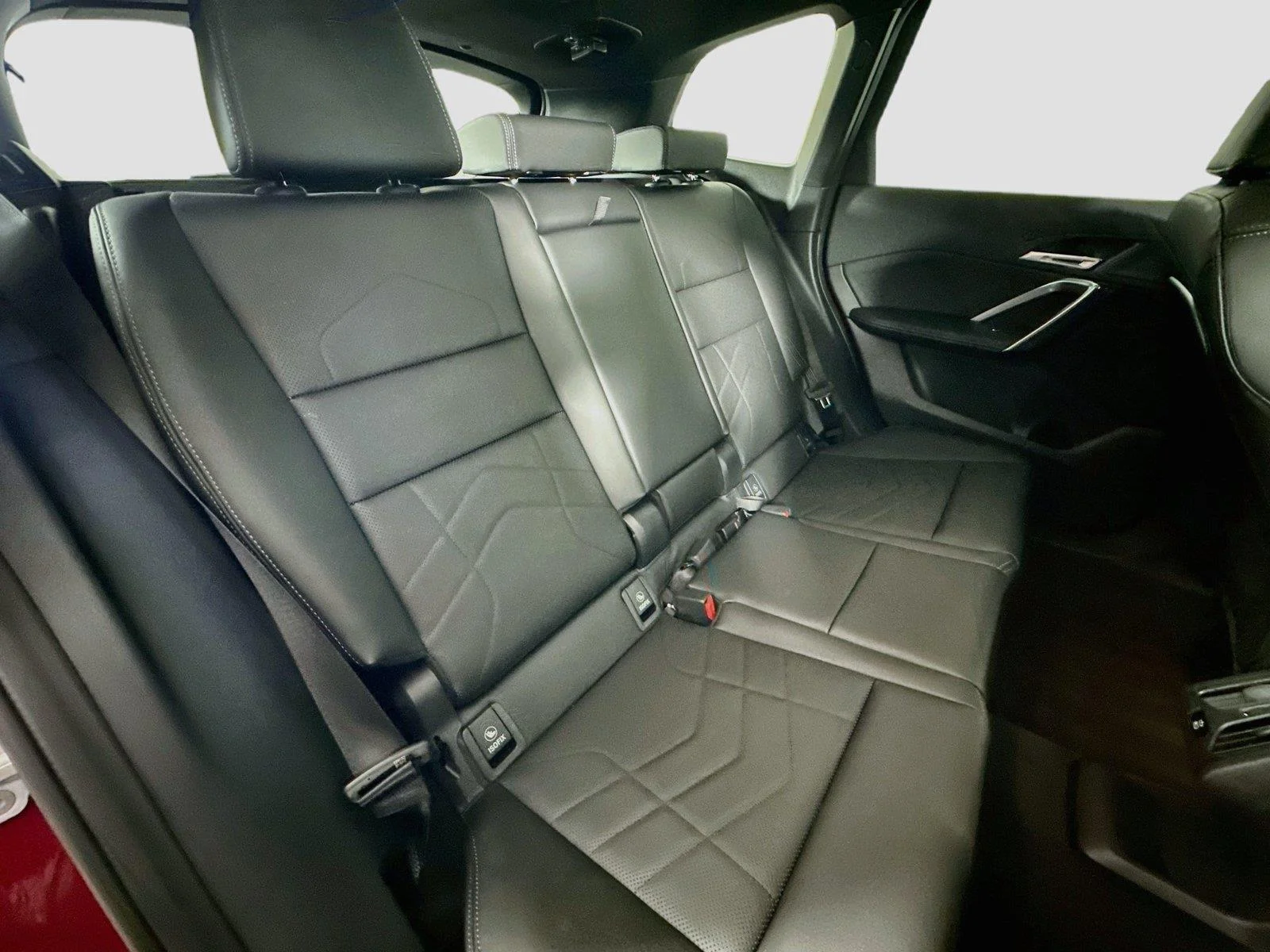 Used 2026 Vegas Red Metallic BMW xDrive28i image 26