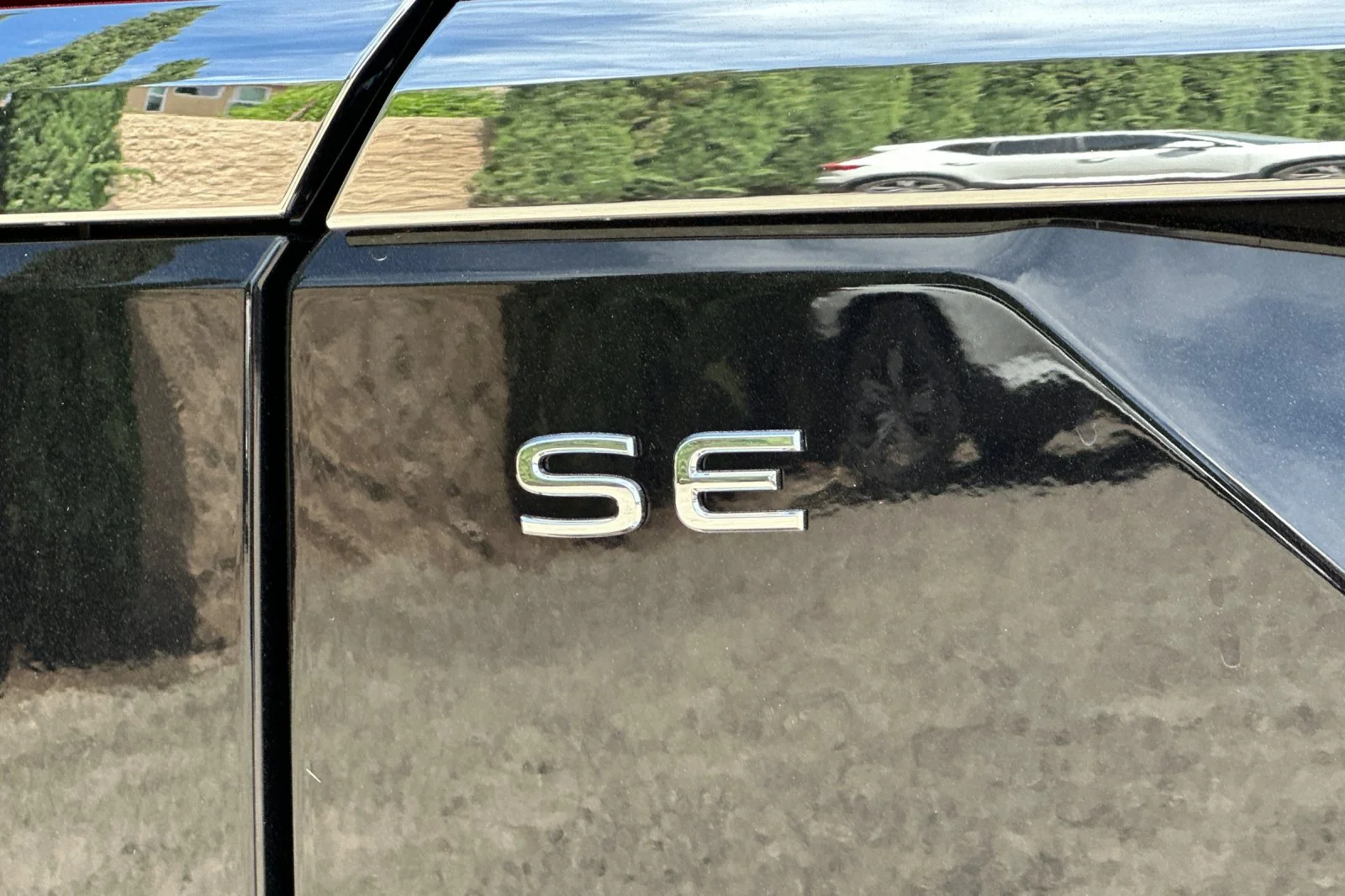 New 2026 Deep Black Pearl Volkswagen 2.0T SE image 27