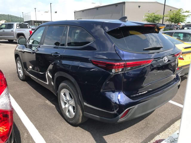 Used 2023 Blueprint Toyota LE image 3