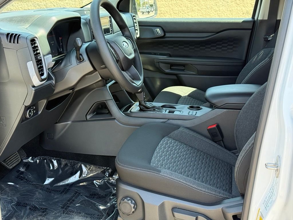 New 2026 Oxford White Ford XL image 5
