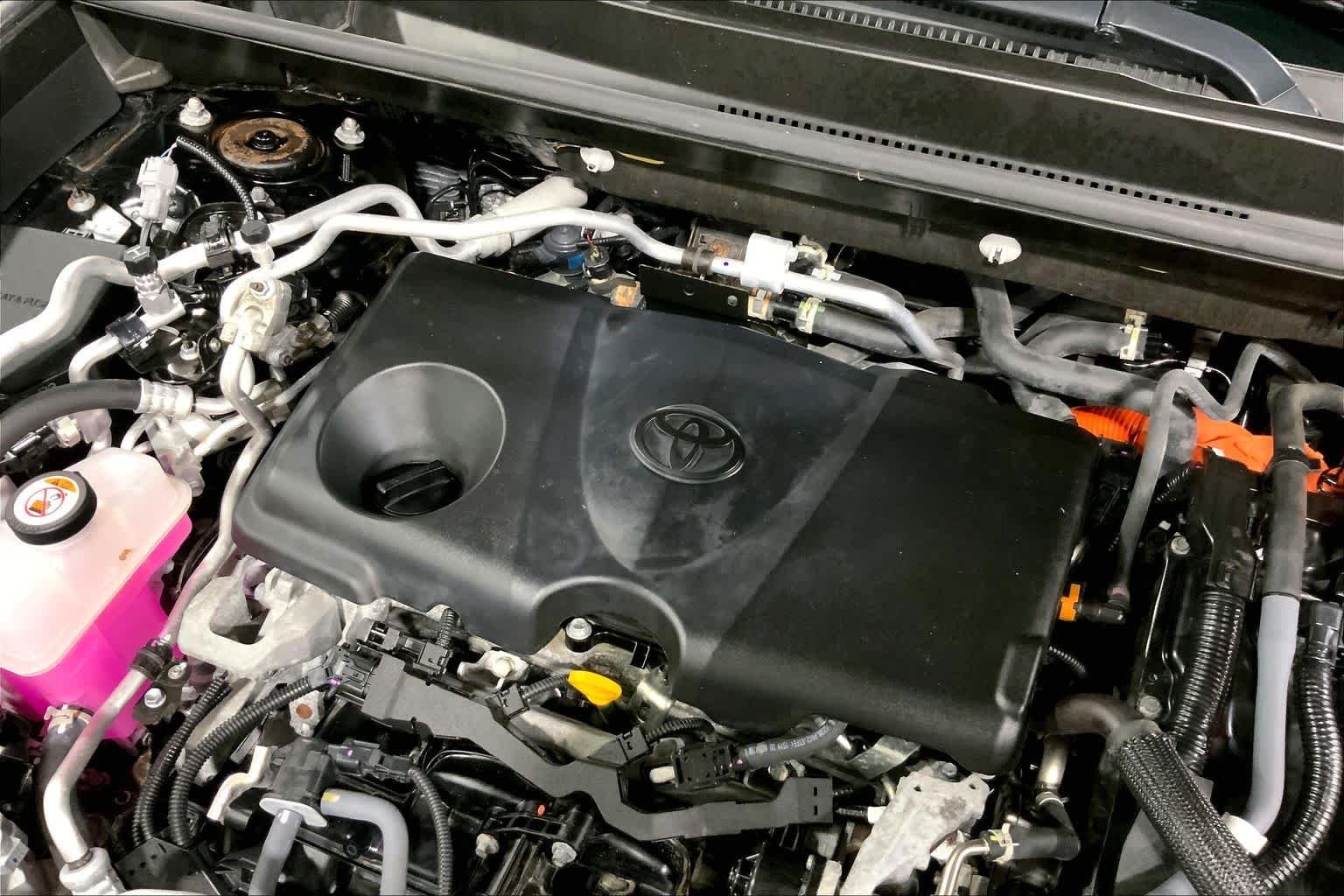 Used 2021 Midnight Black Metallic Toyota SE image 33