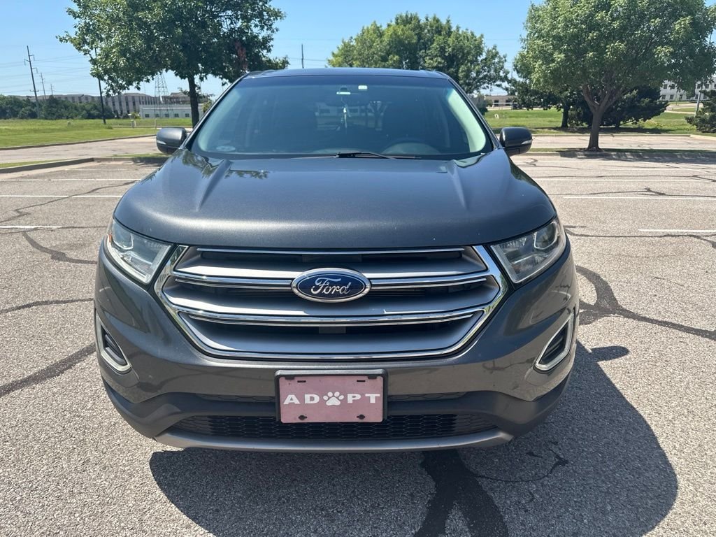 Used 2017 Gray Ford SEL image 3