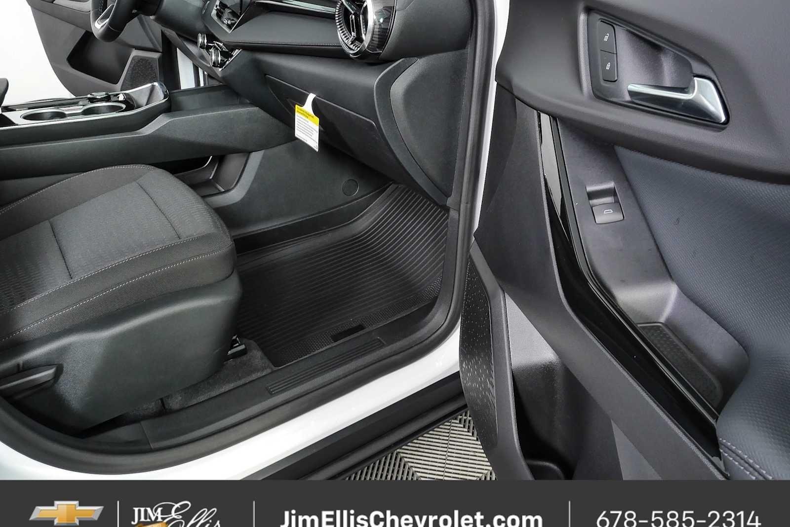 2026 Chevrolet Equinox LT - Photo 24