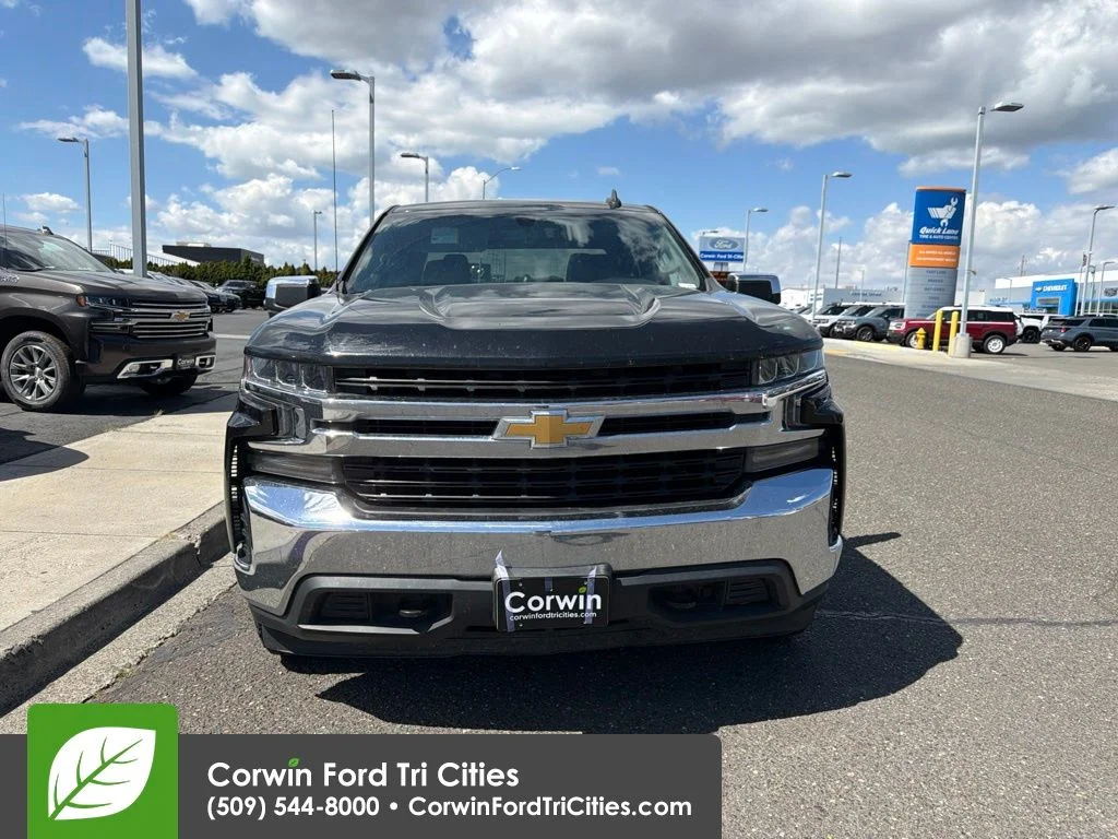 Used 2021 Black Chevrolet LT image 12