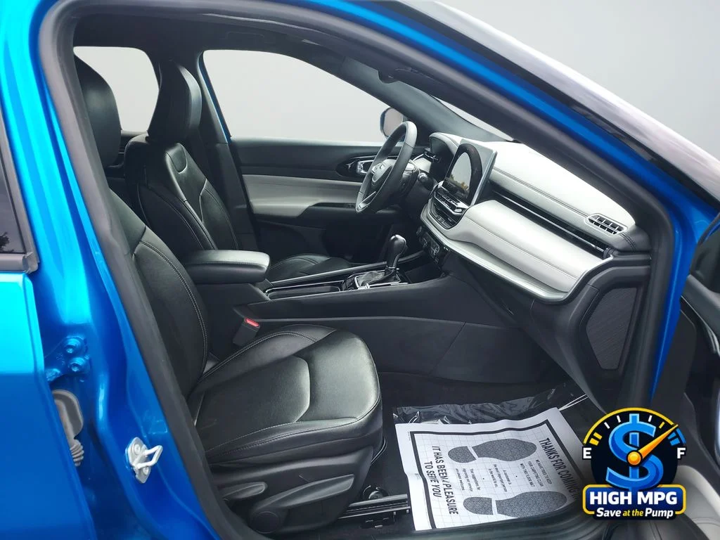 Certified Used 2025 Blue Jeep Limited image 24